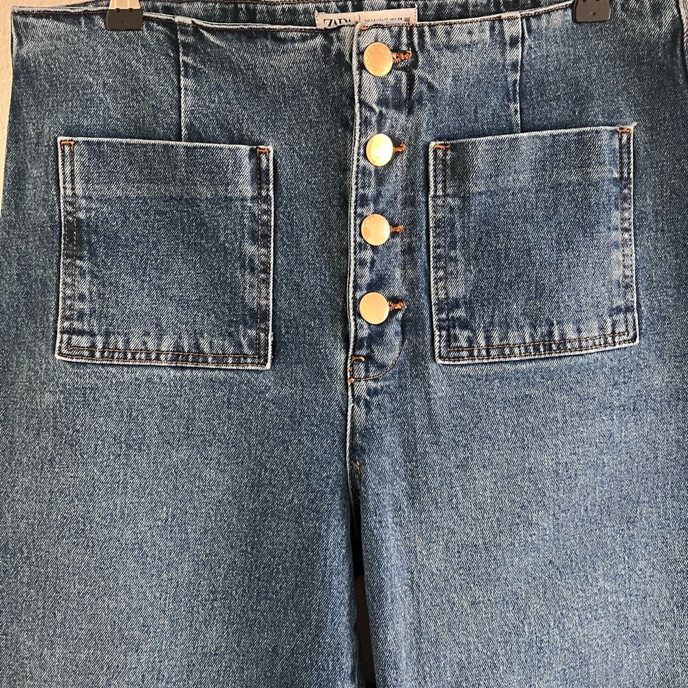 Zara Blue High Rise Wide Leg Cropped Jeans Pants size 12 - Picture 3 of 10
